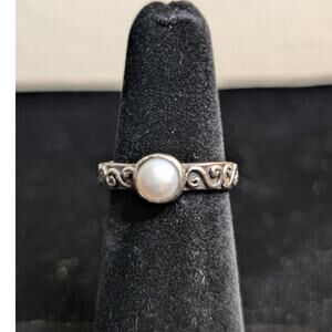 Vintage Marked Fuzion 925 Sterling Silver Bezel Set Pearl Ring Size 5.5